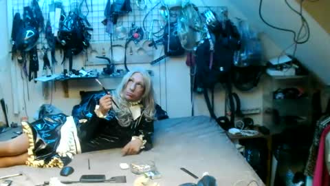 smokeslut365 online show from 07.18.26