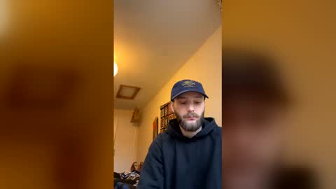 Snapshot of smokeupherbal chatting on 02.01.26 smokeupherbal online show from 02.01.26