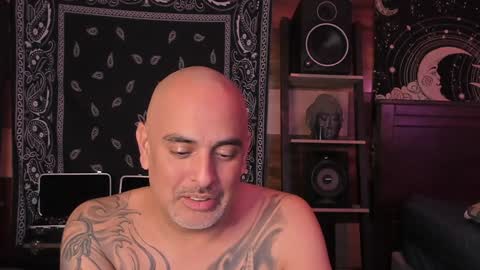 Smokey915 online show from 01.11.25