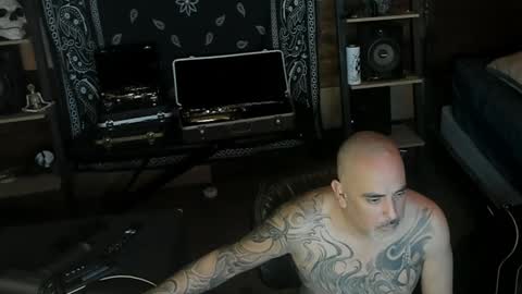 Smokey915 online show from 01.15.25