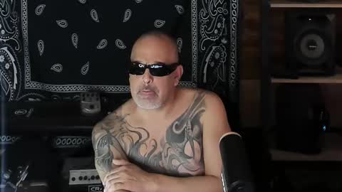 Smokey915 online show from 02.16.25