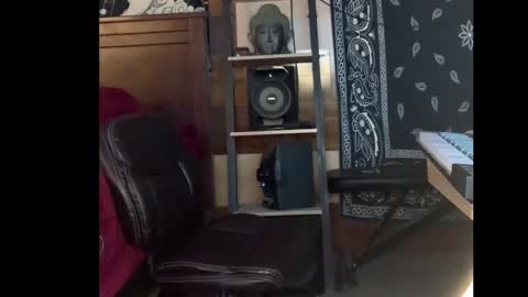 Smokey915 online show from 02.23.25