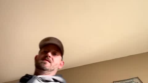 Snapshot of smokeymt420 chatting on 01.28.25 smokeymt420 online show from 01.28.25