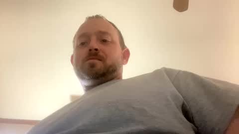 Snapshot of smokeymt420 chatting on 02.21.25 smokeymt420 online show from 02.21.25