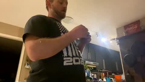 Snapshot of smokeymt420 chatting on 02.28.25 smokeymt420 online show from 02.28.25