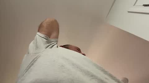 Snapshot of smokeymt420 chatting on 10.04.25 smokeymt420 online show from 10.04.25