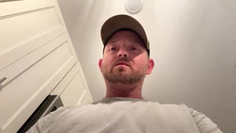 Snapshot of smokeymt420 chatting on 10.14.25 smokeymt420 online show from 10.14.25