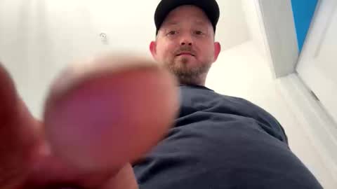 Snapshot of smokeymt420 chatting on 10.19.25 smokeymt420 online show from 10.19.25