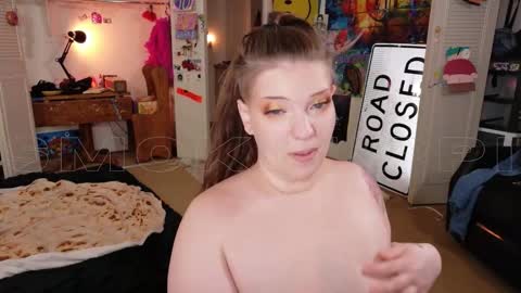 Snapshot of smokihippi chatting on 02.08.26 Big Dawg online show from 02.08.26