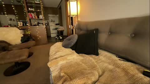 Snapshot of smonkedup chatting on 03.03.25 Carolina online show from 03.03.25