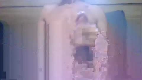 Snapshot of smoothkiwi chatting on 09.13.25 smoothkiwi online show from 09.13.25