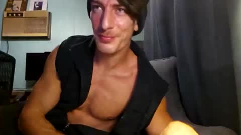 Snapshot of snackyyyy chatting on 02.25.26 Snackyyyy online show from 02.25.26