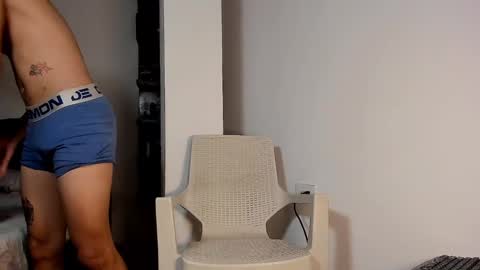 Snapshot of snakebutterfly chatting on 12.21.24 snakebutterfly online show from 12.21.24