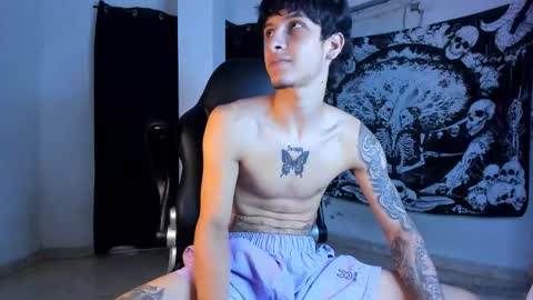 Snapshot of snakebutterfly chatting on 02.19.26 snakebutterfly online show from 02.19.26