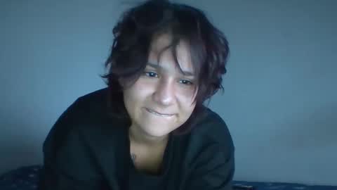 snakedoll_ online show from 10.24.25