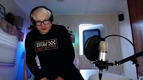 Snapshot of snarfle chatting on 03.02.25 Viiscount Snarfle Von Snarfenberg online show from 03.02.25