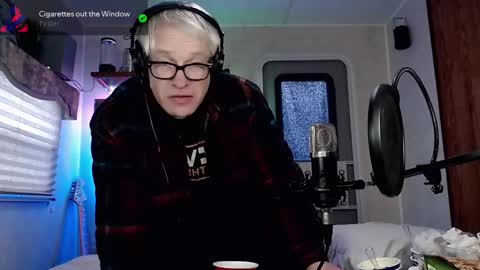 Snapshot of snarfle chatting on 03.04.25 Viiscount Snarfle Von Snarfenberg online show from 03.04.25