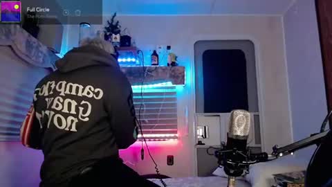 Snapshot of snarfle chatting on 03.09.25 Viiscount Snarfle Von Snarfenberg online show from 03.09.25