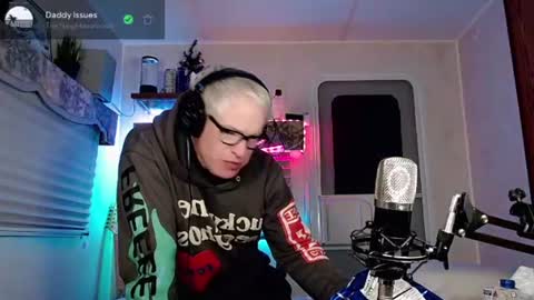 Snapshot of snarfle chatting on 03.12.25 Viiscount Snarfle Von Snarfenberg online show from 03.12.25