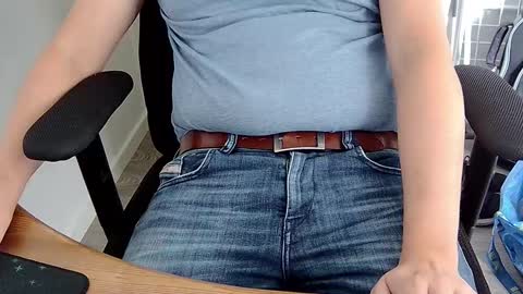 Snapshot of sneakybill82 chatting on 09.21.25 Sneakybill online show from 09.21.25