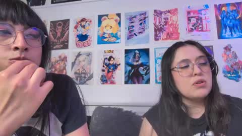Snapshot of snowblack_ chatting on 06.08.26 Snow and Bubble online show from 06.08.26