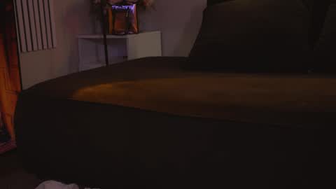 Snapshot of snowflakeskitty chatting on 05.30.26 Ellie online show from 05.30.26