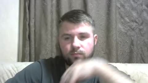 Snapshot of snowyqred chatting on 10.05.25 Arthur online show from 10.05.25