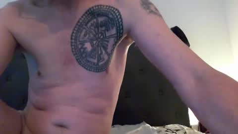 Snapshot of snub71 chatting on 01.03.25 snub71 online show from 01.03.25