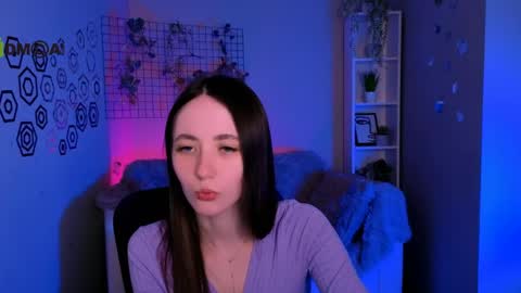 Snapshot of so_hot_rosalie chatting on 04.28.26 so_hot_rosalie online show from 04.28.26