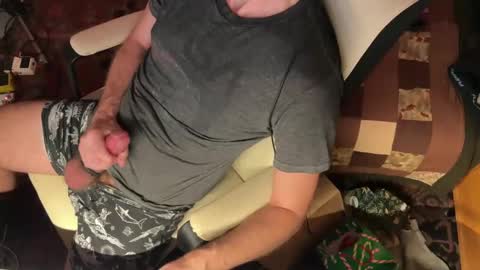 Snapshot of socratease78 chatting on 12.19.25 socratease online show from 12.19.25