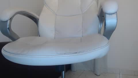 soffi_hott online show from 11.16.25