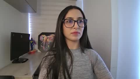 Snapshot of soffi_rousel_ chatting on 04.20.26 soffi_rousel_ online show from 04.20.26