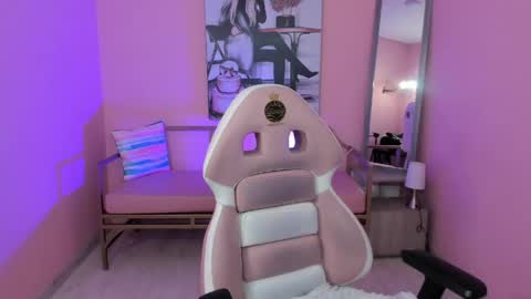 Snapshot of soffi_x chatting on 05.22.26 soffi_x online show from 05.22.26