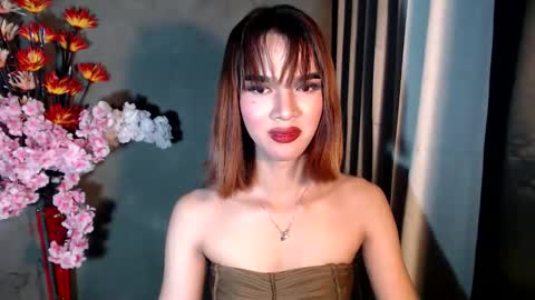 Snapshot of soffy_seductivexx chatting on 02.25.26 open for pvt online show from 02.25.26