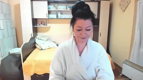 Snapshot of soffy_skye chatting on 01.12.26 Soffy online show from 01.12.26