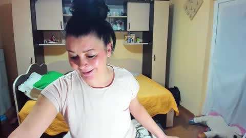 Snapshot of soffy_skye chatting on 02.15.26 Soffy online show from 02.15.26