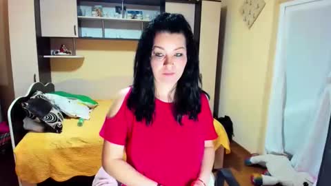 Snapshot of soffy_skye chatting on 02.25.26 Soffy online show from 02.25.26