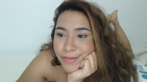 Snapshot of sofi4__ chatting on 02.20.25 sofi online show from 02.20.25