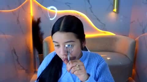 Online 800 to 1400 online show from 01.06.26