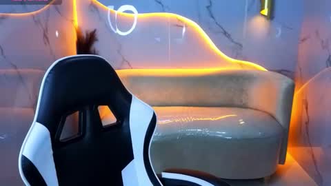 Online 800 to 1400 online show from 01.10.26