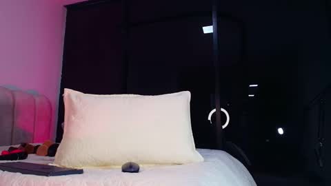 Sofia online show from 11.13.25