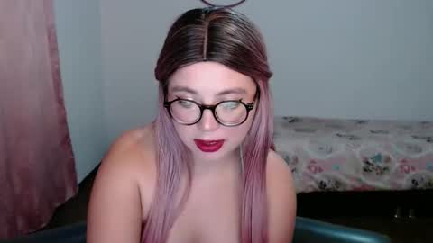 Sofi Lynch online show from 01.11.26