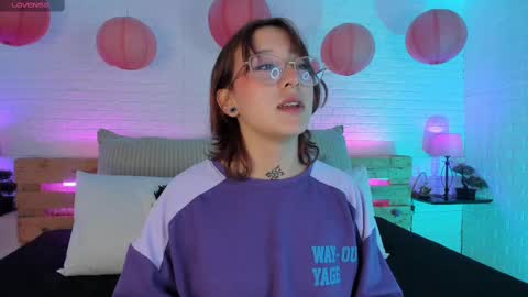 Snapshot of sofi_sp chatting on 02.18.25 sofi_sp online show from 02.18.25