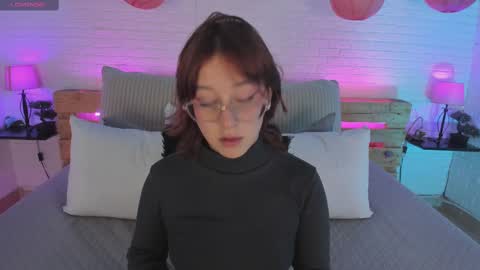 Snapshot of sofi_sp chatting on 02.25.25 sofi_sp online show from 02.25.25