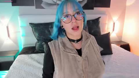 Snapshot of sofi_sp chatting on 09.19.25 sofi_sp online show from 09.19.25