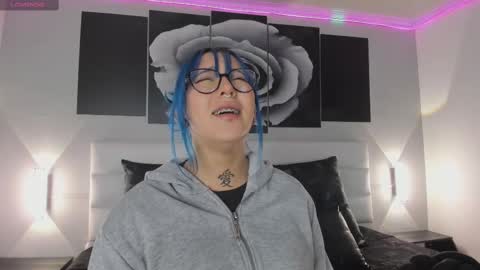 Snapshot of sofi_sp chatting on 11.14.25 sofi_sp online show from 11.14.25