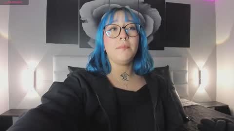 Snapshot of sofi_sp chatting on 11.26.25 sofi_sp online show from 11.26.25