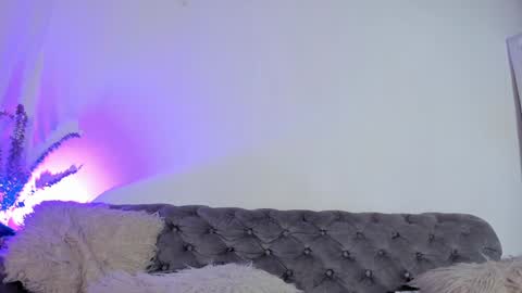 Snapshot of sofi_vasquez chatting on 12.15.24 Sofia Vasquez online show from 12.15.24