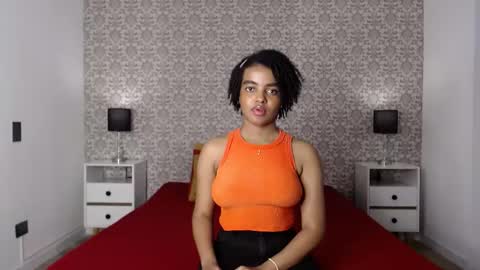 Snapshot of sofi_z chatting on 12.29.24 Sofi online show from 12.29.24