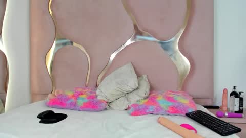 Snapshot of sofia1candyht chatting on 02.26.25 SOFIA online show from 02.26.25